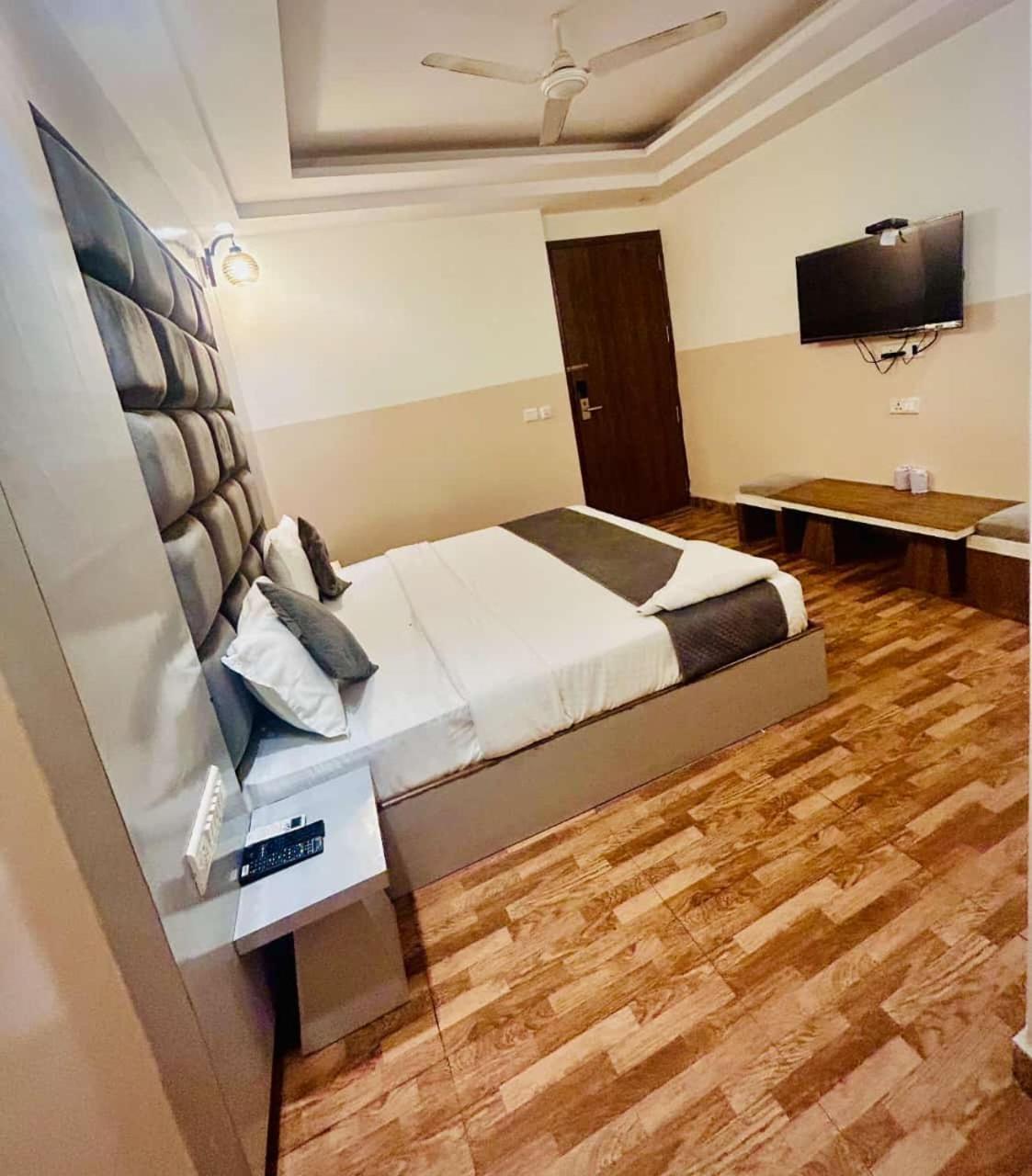 ניו דלהי Hotel Airport City מראה חיצוני תמונה