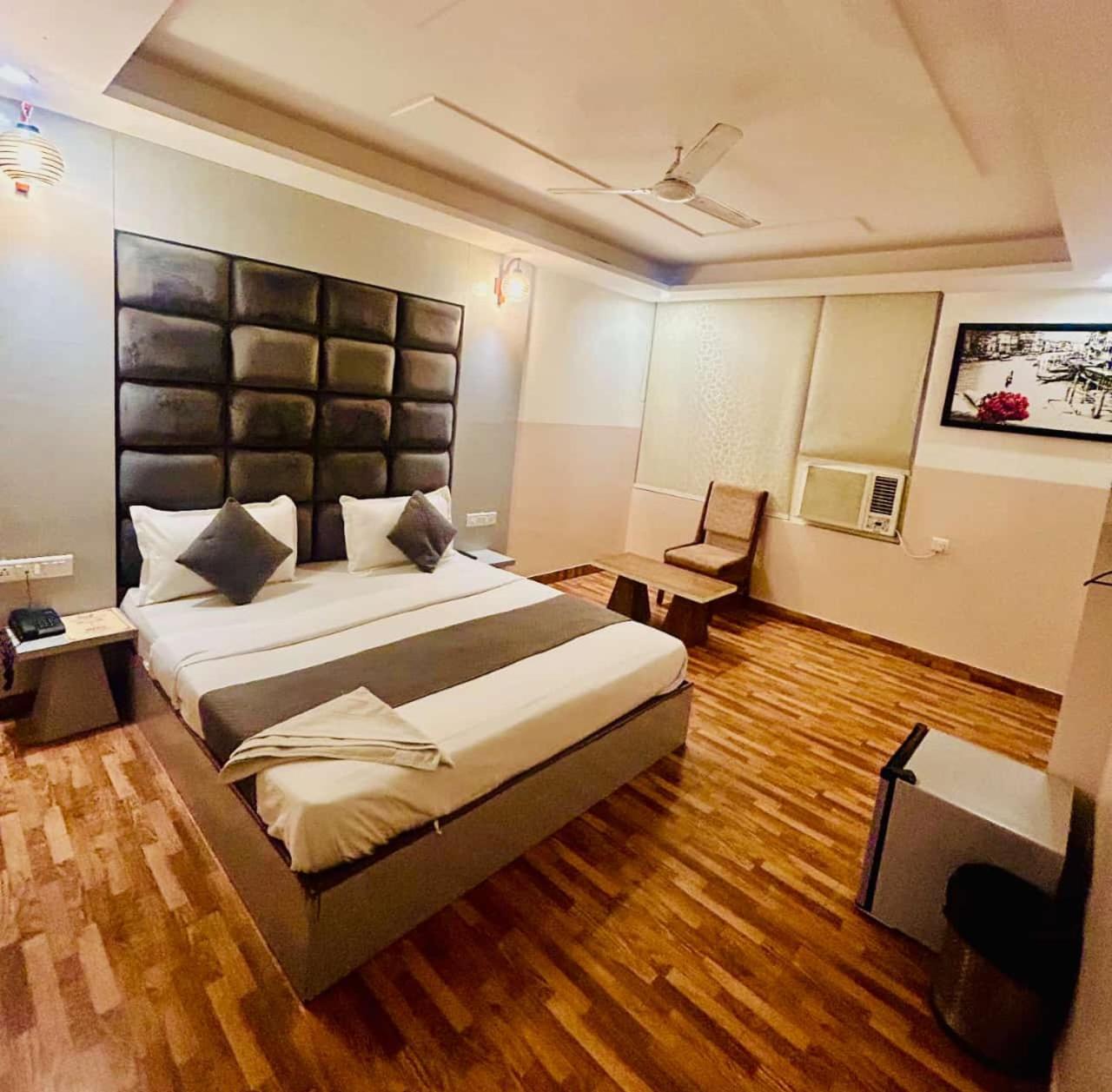 ניו דלהי Hotel Airport City מראה חיצוני תמונה
