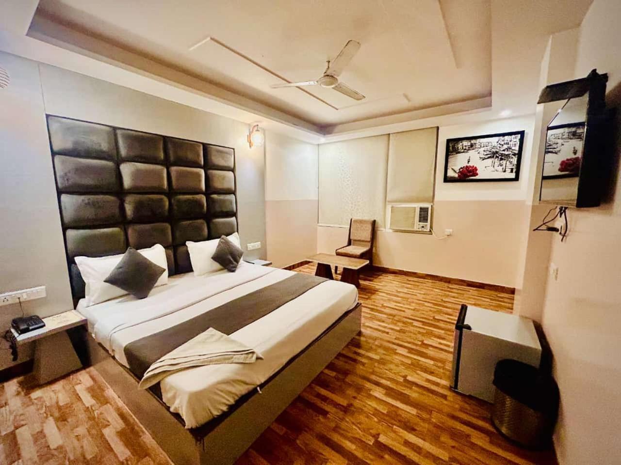 ניו דלהי Hotel Airport City מראה חיצוני תמונה