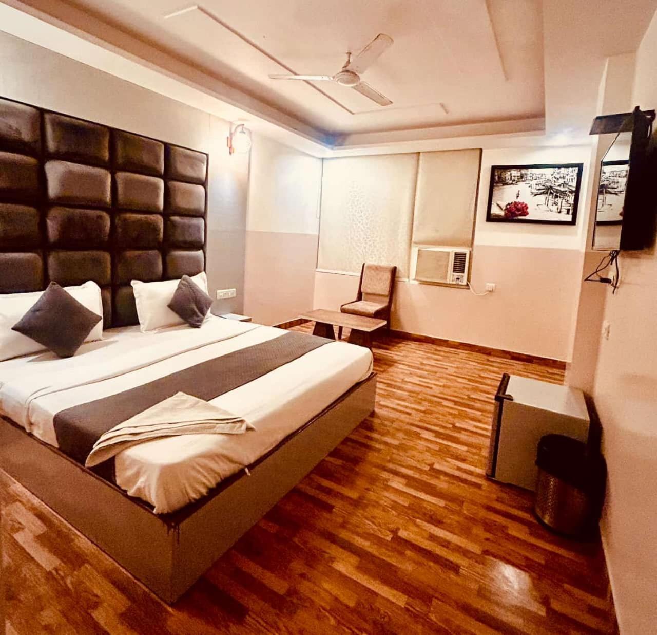 ניו דלהי Hotel Airport City מראה חיצוני תמונה